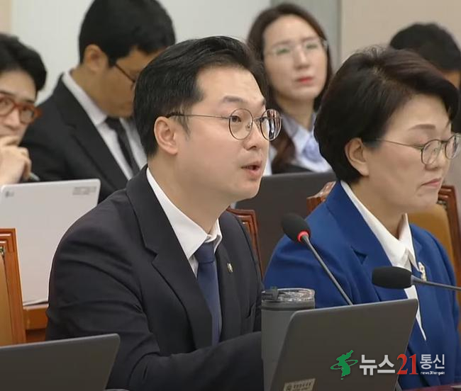 여야, 국감서 격한 ‘설전’… 한수원·한전 놓고 ‘똥 공방’까지