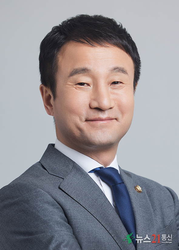 지방공기업, 은행서 ‘특혜성 협력사업비’…  콘도 회원권·금리우대까지 임직원 사적 편익 논란
